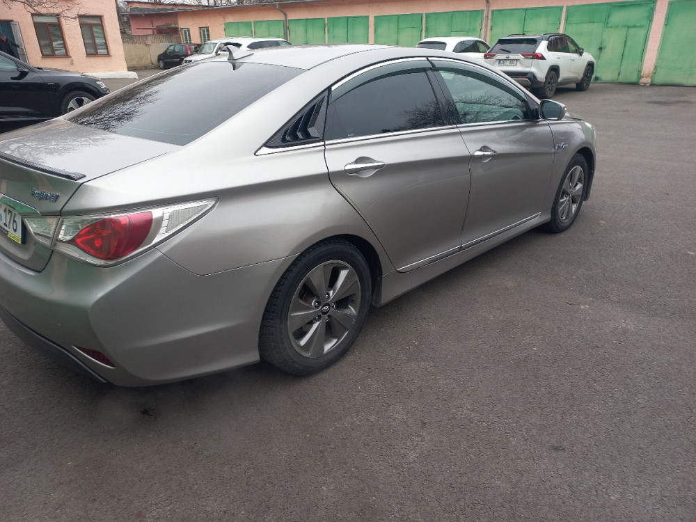 Hyundai Sonata 2012 год Кишинёв Кишинёв - изображение 8