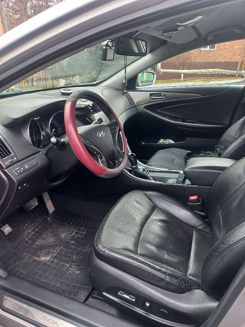 Hyundai Sonata 2012 год Кишинёв Кишинёв - изображение 10