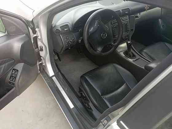 Mercedes C-Class 2003 an Bender Bender