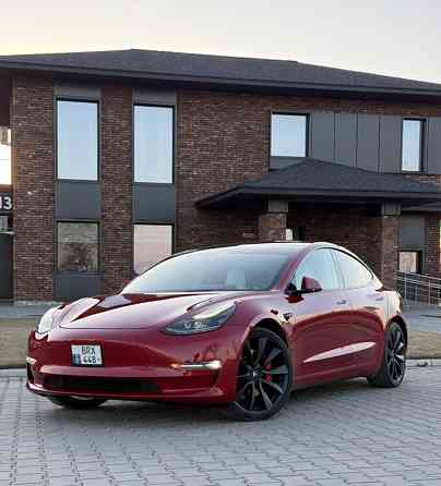 Tesla Model 3 Long Range Dual Motor «Perfomance» Tiraspol