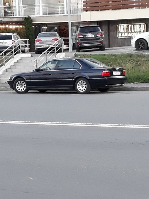 BMW seria 7 2001 an Chişinău Chişinău - fotografie 4