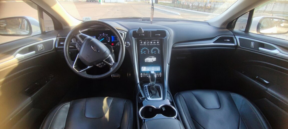 Ford Fusion 2014 an Bender Bender - fotografie 5