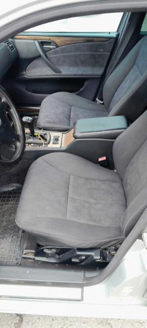 Mercedes E-Class 2000 an Bender Bender - fotografie 7