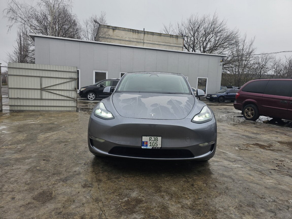 Tesla Model Y 2024 год Бендеры Бендеры - изображение 6