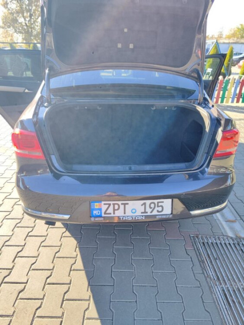 Volkswagen Passat 2011 an Chişinău Chişinău - fotografie 3