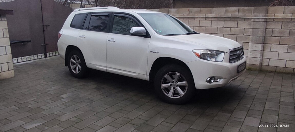 Toyota Highlander 2009 an Bender Bender - fotografie 1