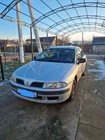 Mitsubishi Carisma 2000 an Tiraspol Tiraspol