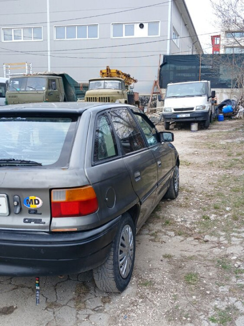 Opel Astra 1992 год Кишинёв Кишинёв - изображение 9