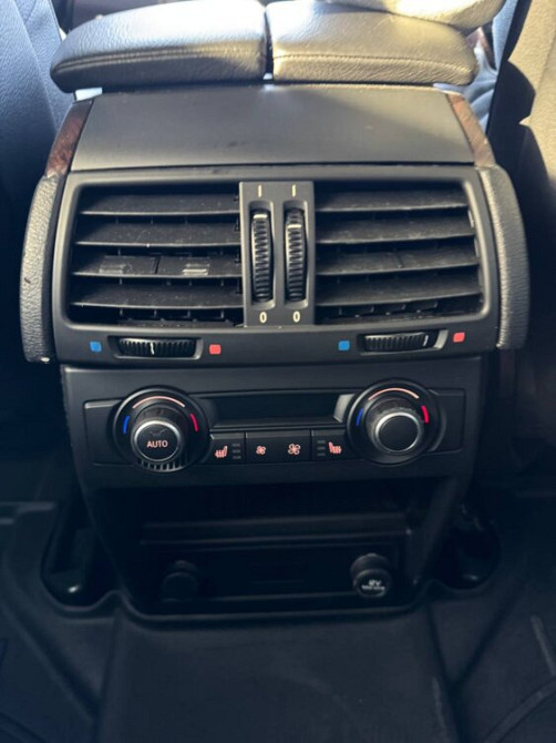 BMW X5 2011 an Tiraspol Tiraspol - fotografie 10