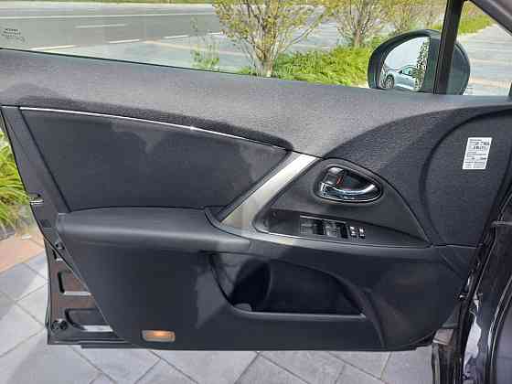 Toyota Avensis 2013 год Кишинёв Кишинёв