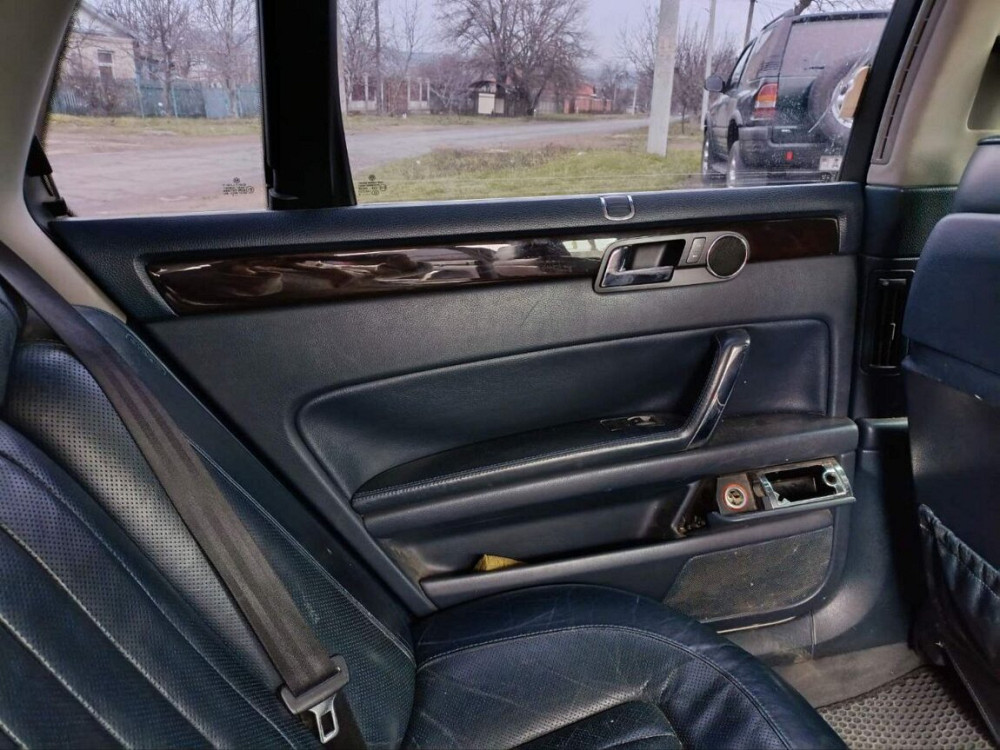 Volkswagen Phaeton 2006 an Bender Bender - fotografie 6