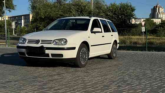 Volkswagen Golf 2004 an Tiraspol Tiraspol