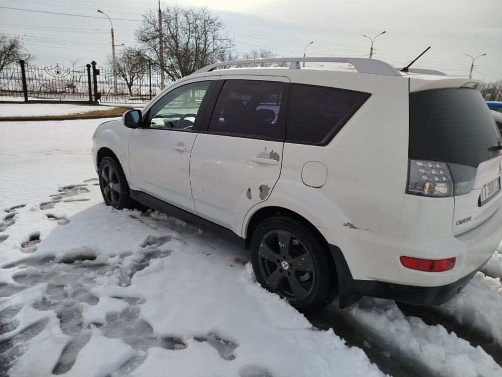 Mitsubishi Outlander 2010 год Тирасполь Тирасполь - изображение 6