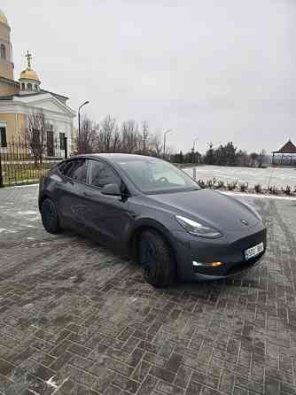 Tesla Model Y 2024 an Bender Bender