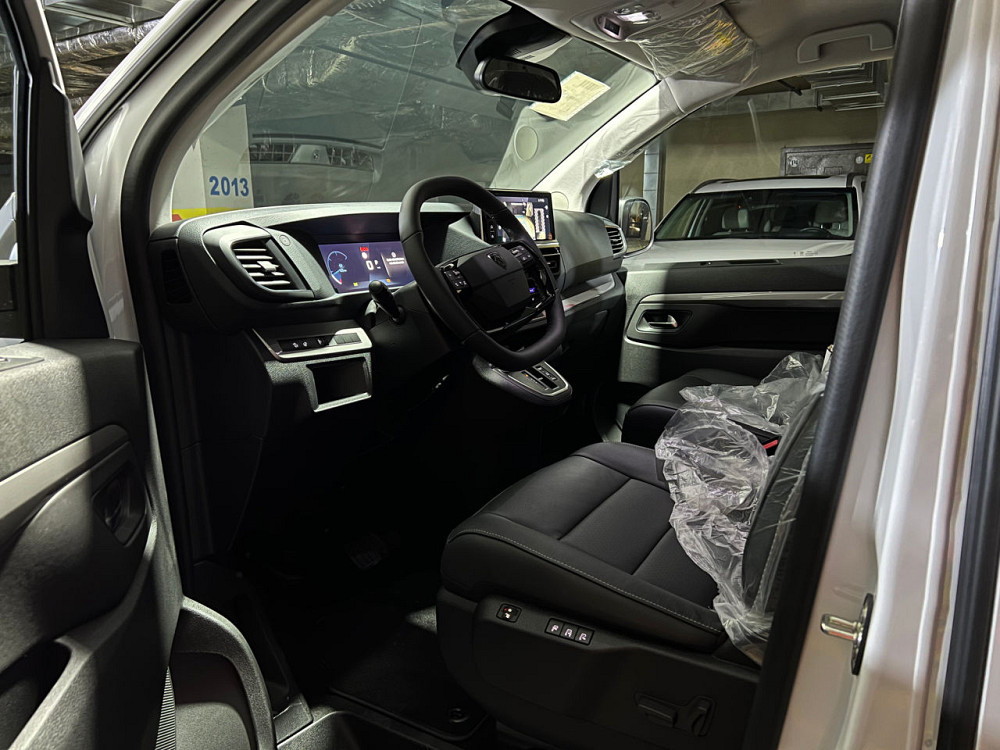 Peugeot Traveller Chişinău - fotografie 5
