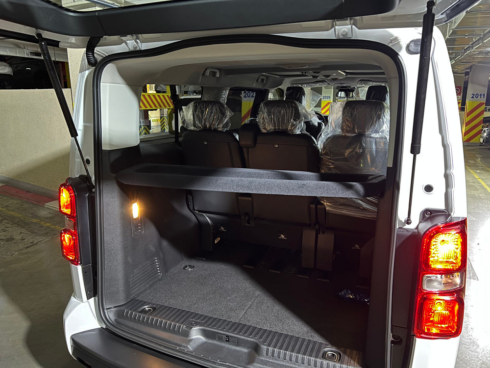Peugeot Traveller Chişinău - fotografie 4
