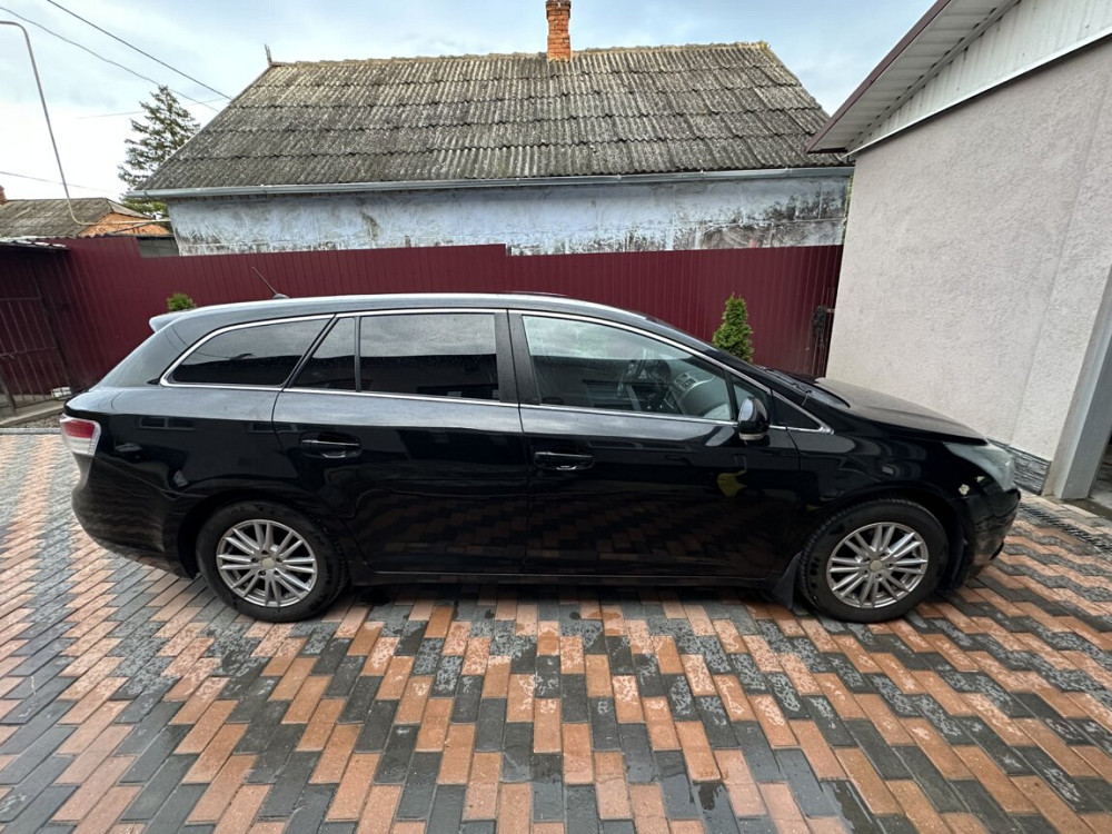 Продам Toyota Avensis T27 2.0 D4D 2010г Тирасполь - изображение 2