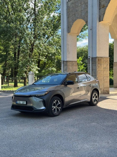 Продам Toyota BZ4x Европеец Тирасполь - изображение 2
