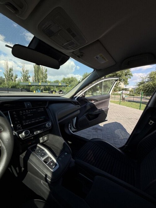 Honda Insight 2019 an Tiraspol Tiraspol - fotografie 6