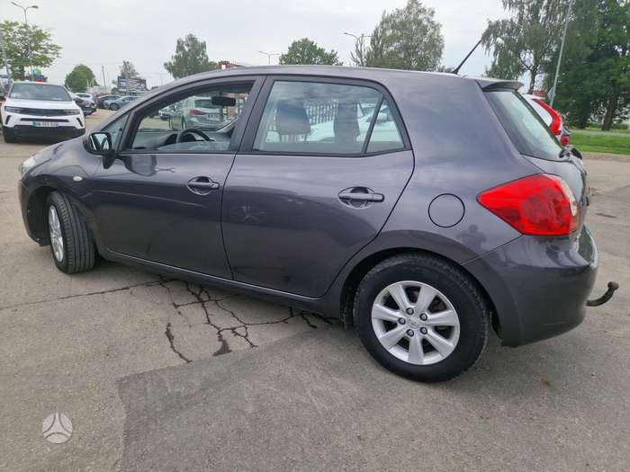 Toyota auris, 2009г. 1.4 дизель Каменка - изображение 3