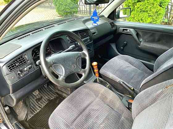 Volkswagen Golf 1995 год Суклея Суклея