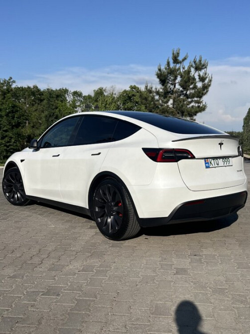 Tesla Y Perfomance Тирасполь - изображение 2