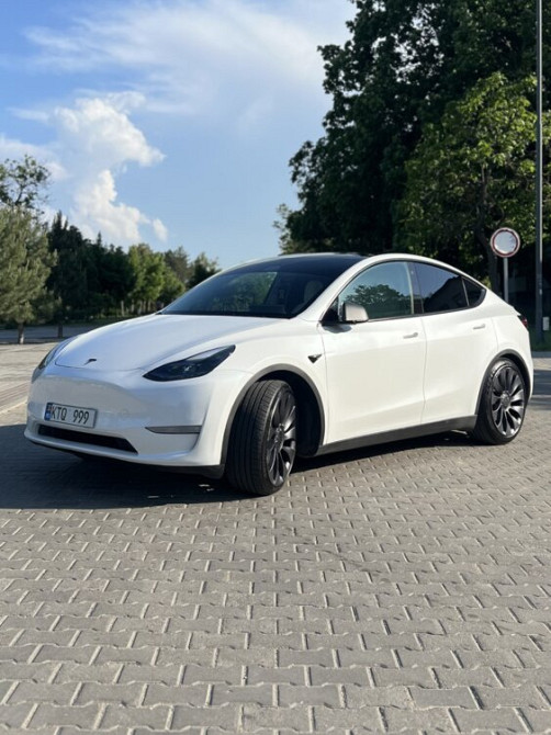 Tesla Y Perfomance Тирасполь - изображение 1