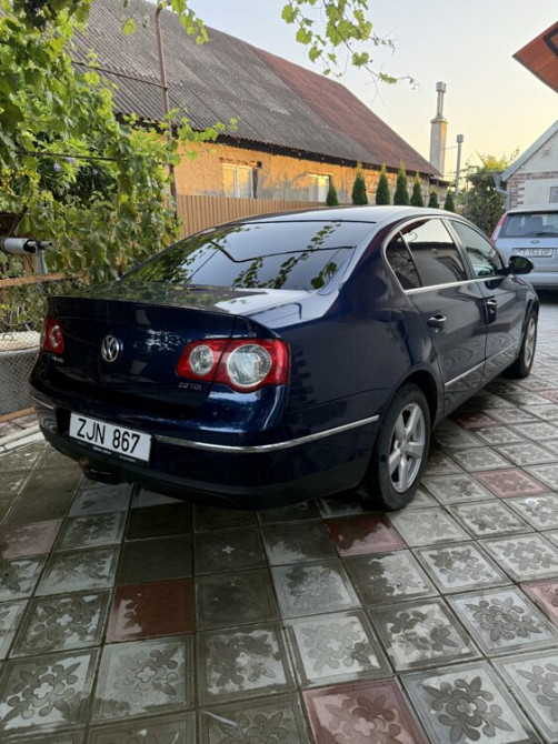 Volkswagen Passat 2008 год Парканы Парканы - изображение 2