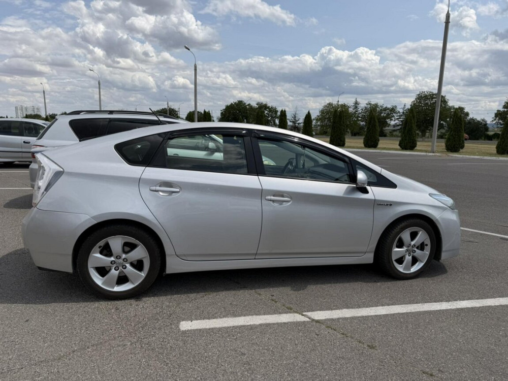 Toyota Prius 2010 год Бендеры Бендеры - изображение 10