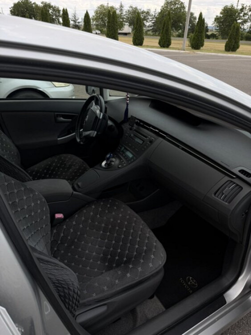 Toyota Prius 2010 год Бендеры Бендеры - изображение 9