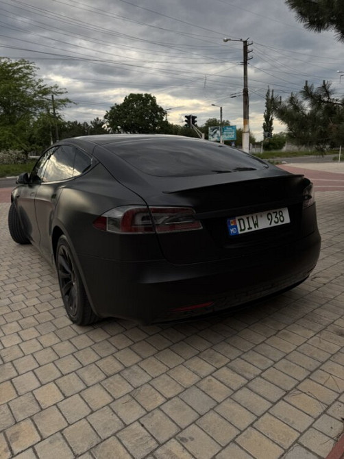 Tesla Model S 2020 an Tiraspol Tiraspol - fotografie 2