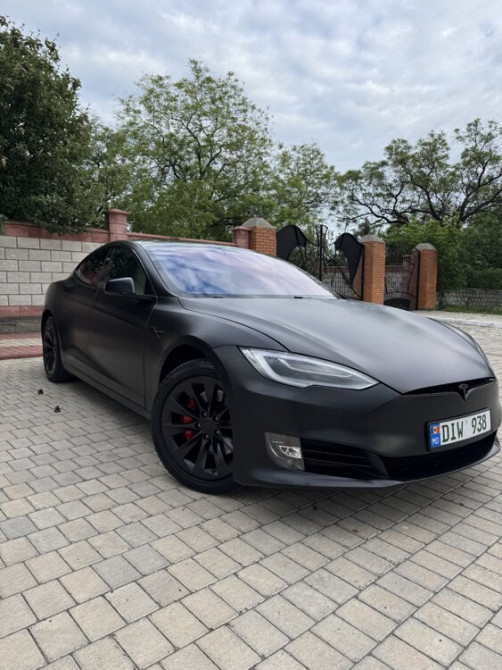 Tesla Model S 2020 an Tiraspol Tiraspol - fotografie 3