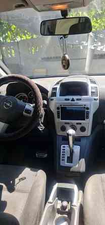 Opel Zafira 2006 год Бендеры Bender