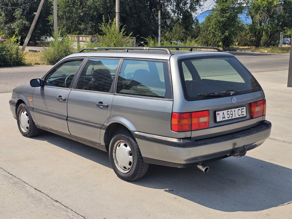 Volkswagen Passat 1994 год Тирасполь Tiraspol - fotografie 5