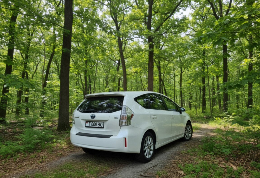 Toyota Prius 2012 год Тирасполь Тирасполь - изображение 2