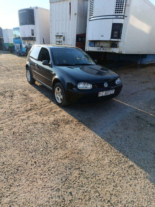 Volkswagen Golf 1999 год Суклея Суклея - изображение 3