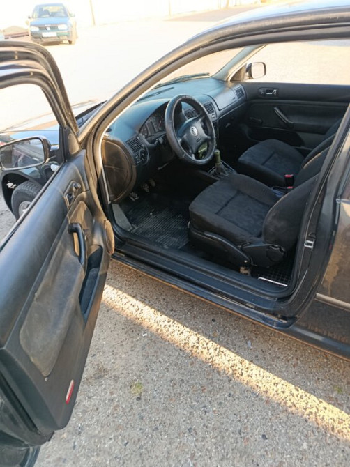 Volkswagen Golf 1999 год Суклея Суклея - изображение 2