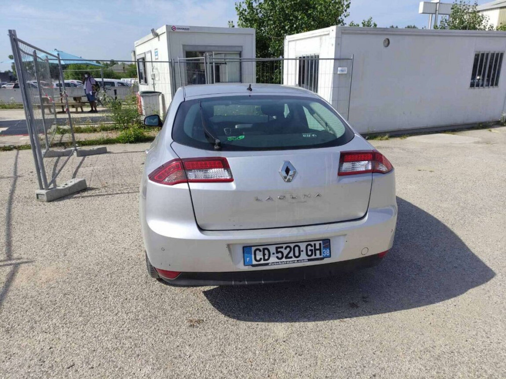Renault Laguna 2013 год Кишинёв Кишинёв - изображение 10