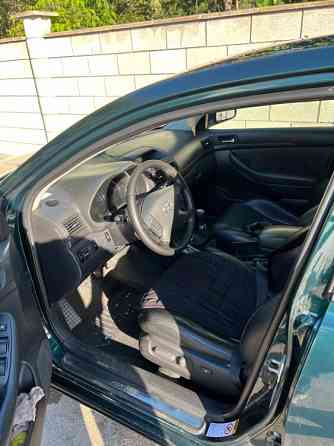 Toyota Avensis 2004 an Bender Bender