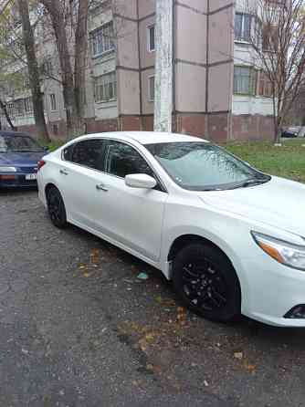 Nissan Altima 2017 an Bender Bender