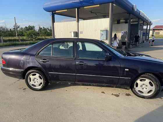 Mercedes E-Class 1998 год Парканы Парканы