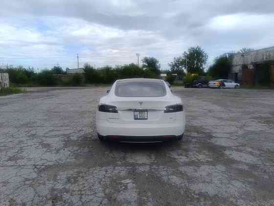 Tesla Model S 2014 год Рыбница Рыбница