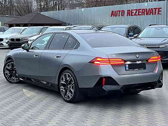 BMW i5 Кишинёв