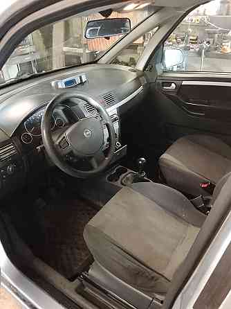 Opel Meriva 2004 год Резина Резина