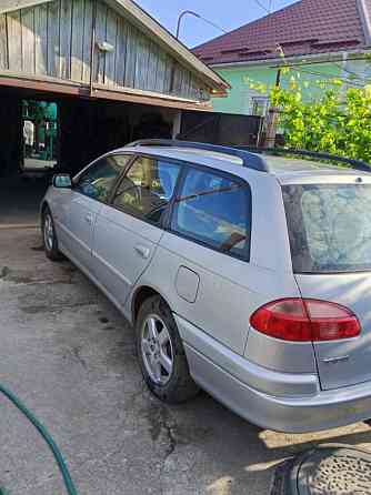 Toyota Avensis 2002 an Bender Bender