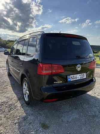 Volkswagen Touran 2011 an Chişinău Chişinău