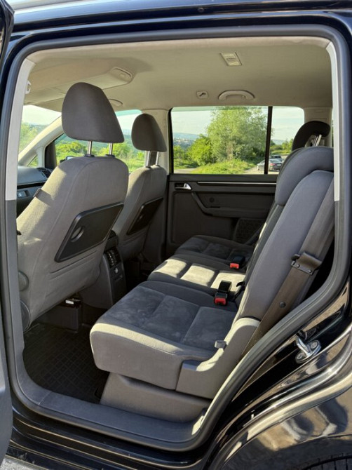 Volkswagen Touran 2011 an Chişinău Chişinău - fotografie 8