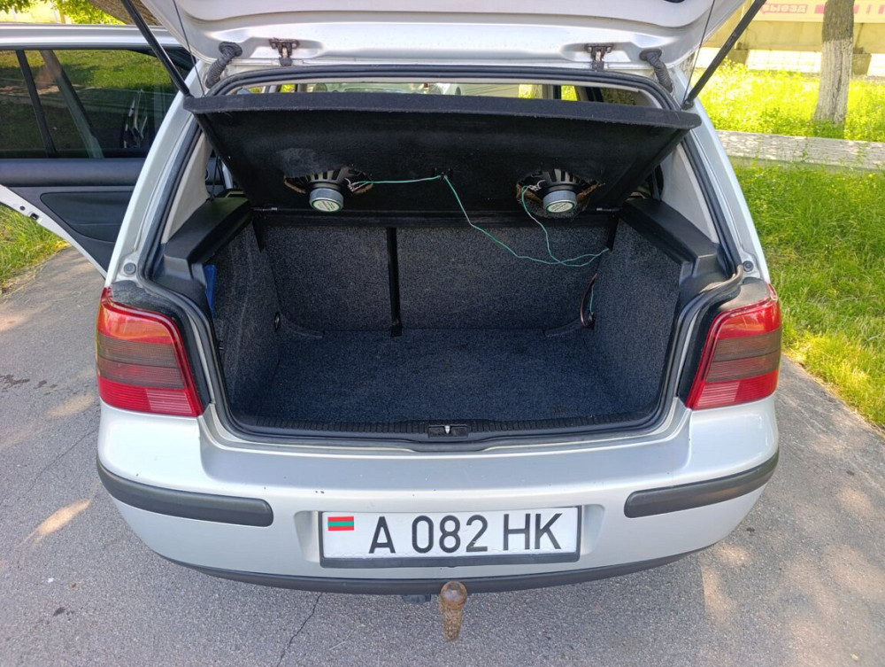 Volkswagen Golf 1999 an Bender Bender - fotografie 9