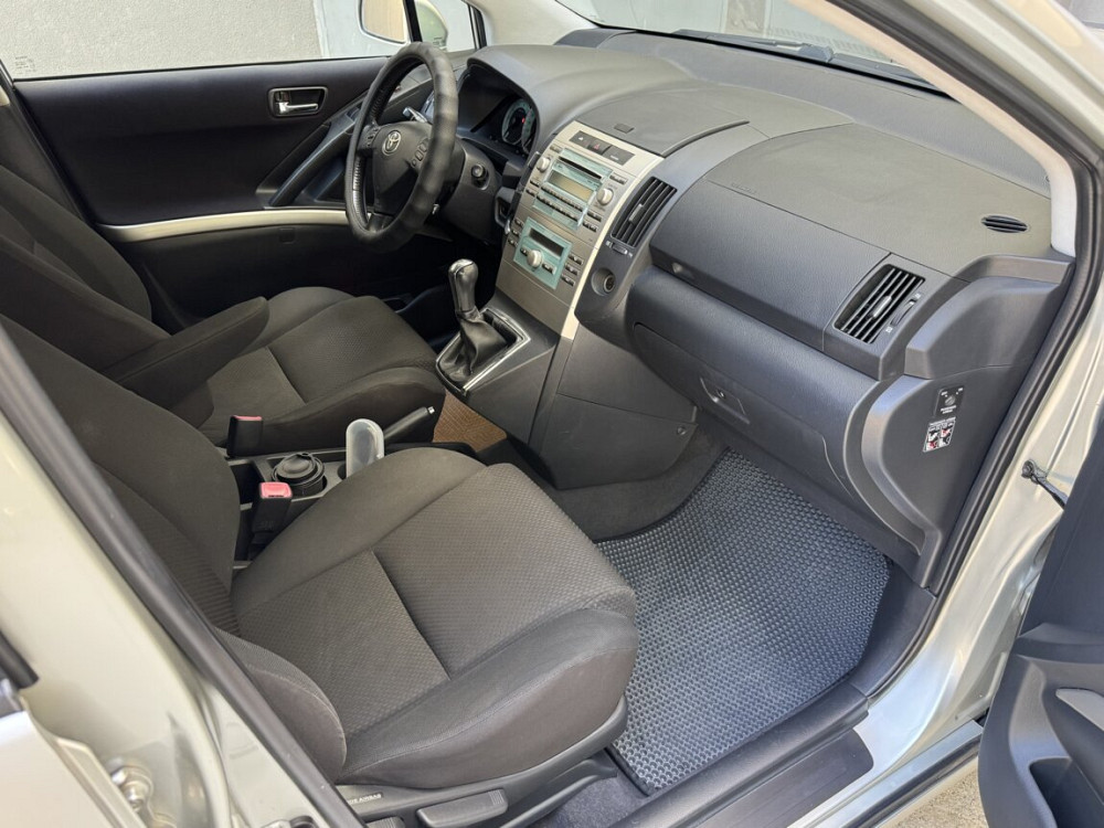 Toyota Avensis Verso 2005 an Dubăsari Dubăsari - fotografie 9