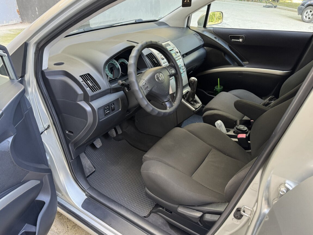 Toyota Avensis Verso 2005 an Dubăsari Dubăsari - fotografie 7